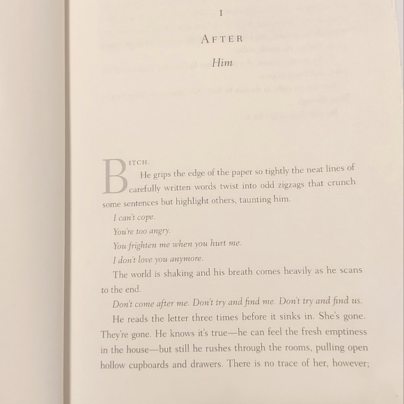 5 for $25- Cross Her Heart, a Novel by Sarah Pinborough - Picture 6 of 8